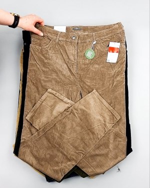 Фотография  775 - Брюки вельветовые м/ж C&A 025#10 кг, ЛОТ №7902 оптом в Йошкар-Оле и республике Марий Эл