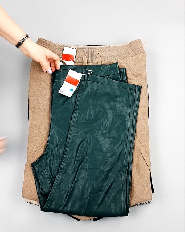 Фотография  302 - Брюки женские зима C&A 025#10 кг, ЛОТ №7910 оптом в Йошкар-Оле и республике Марий Эл