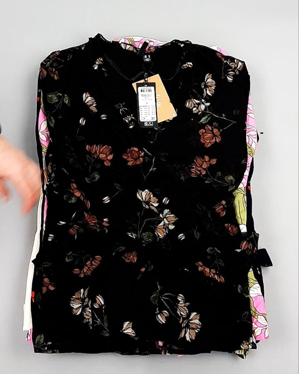 Фотография  119 - Блузки Bestseller 44#5 кг оптом в Йошкар-Оле и республике Марий Эл