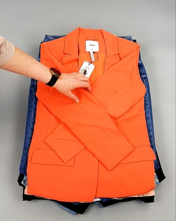 Фотография  918 - ДАНИЯ Summer mix 24#15 кг, ЛОТ №8044 оптом в Йошкар-Оле и республике Марий Эл