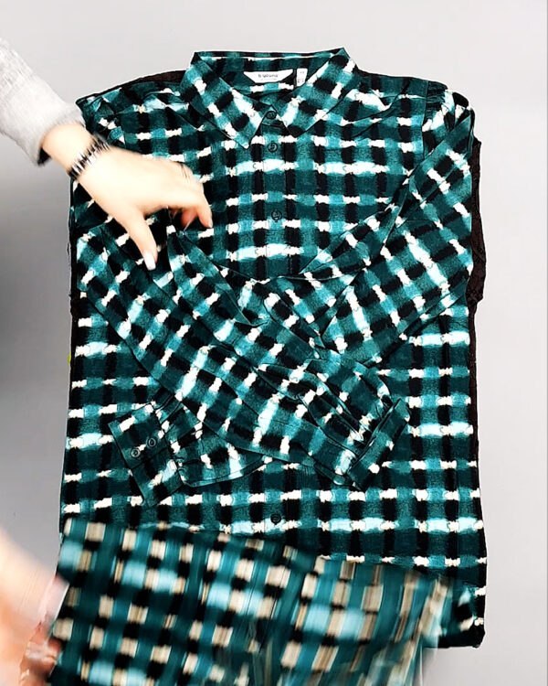 Фотография  763 - B.YOUNG Summer mix 035#15 кг, ЛОТ №8201 оптом в Йошкар-Оле и республике Марий Эл