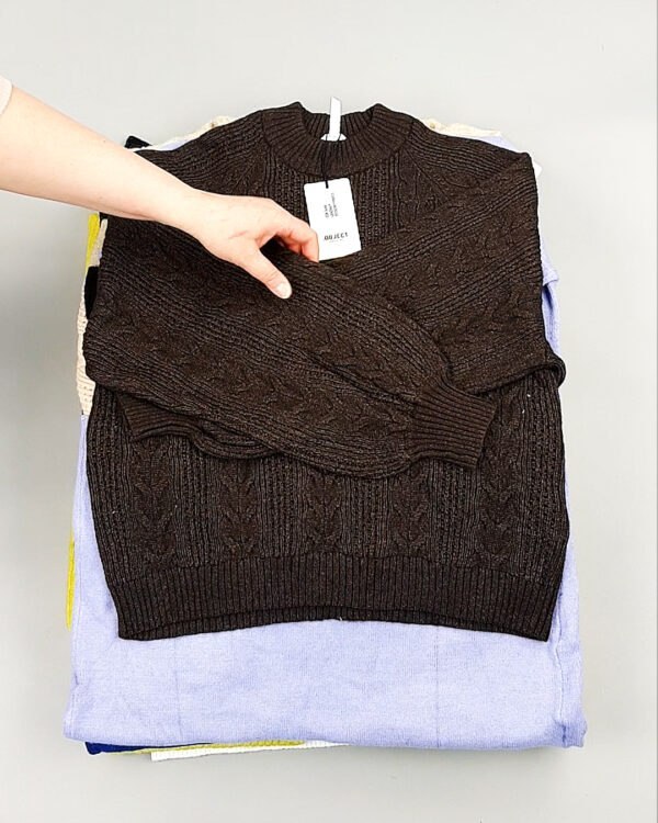 Фотография  397 - Джемпера Bestseller+DK 035#7 кг, ЛОТ №8260 оптом в Йошкар-Оле и республике Марий Эл