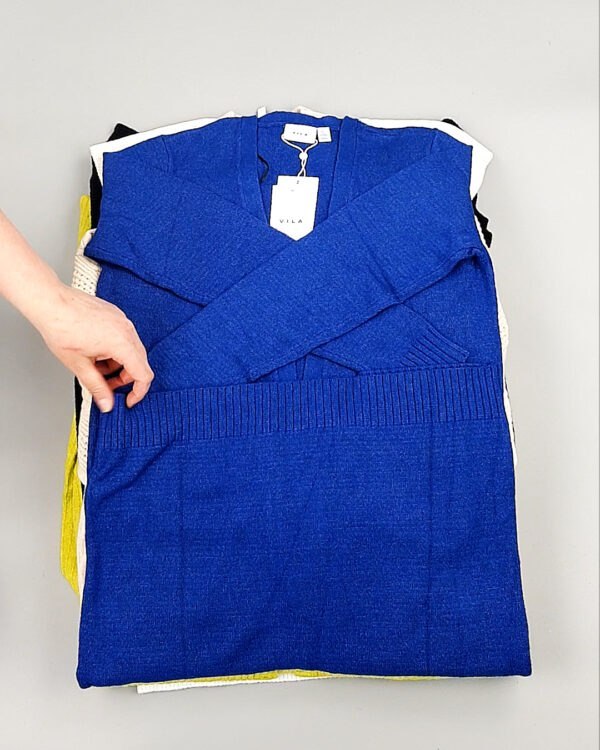 Фотография  752 - Джемпера Bestseller+DK 035#7 кг, ЛОТ №8260 оптом в Йошкар-Оле и республике Марий Эл