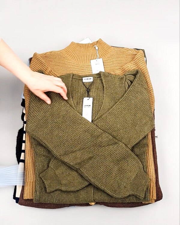 Фотография  952 - Джемпера Bestseller+DK 035#7 кг, ЛОТ №8258 оптом в Йошкар-Оле и республике Марий Эл