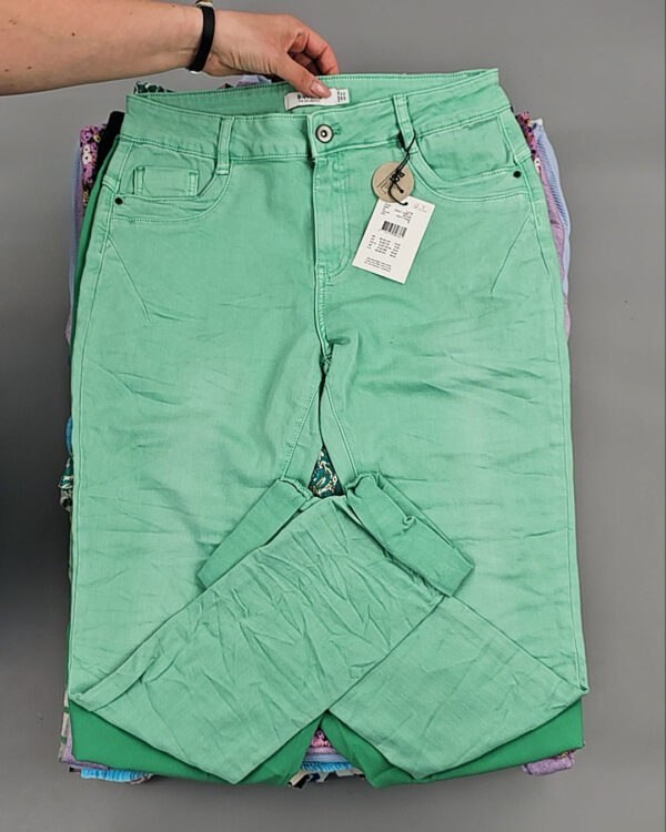 Фотография  292 - B.YOUNG Summer mix 045#15 кг, ЛОТ №8567 оптом в Йошкар-Оле и республике Марий Эл