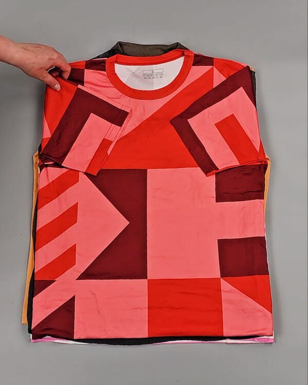 Фотография  600 - Футболки м/ж Cr+Ex#8 кг, ЛОТ № ВК0100 оптом в Йошкар-Оле и республике Марий Эл