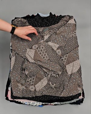 Фотография  935 - Блузки S#25 кг, ЛОТ № ВК0083 оптом в Йошкар-Оле и республике Марий Эл