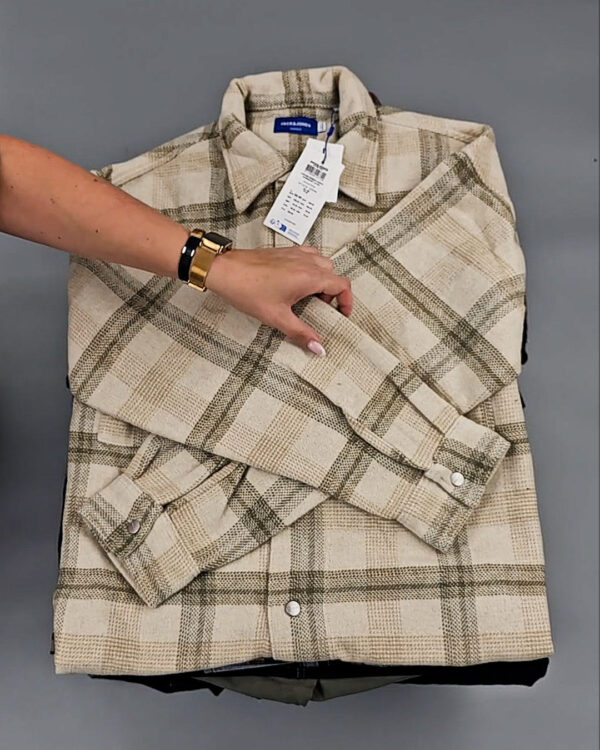 Фотография  256 - JACK JONES Men Winter mix 075#20 кг, ЛОТ № СТ-9266 оптом в Йошкар-Оле и республике Марий Эл