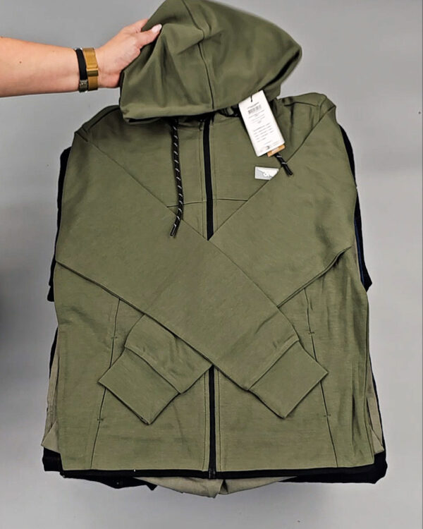 Фотография  217 - JACK JONES Men Winter mix 075#20 кг, ЛОТ № СТ-9266 оптом в Йошкар-Оле и республике Марий Эл