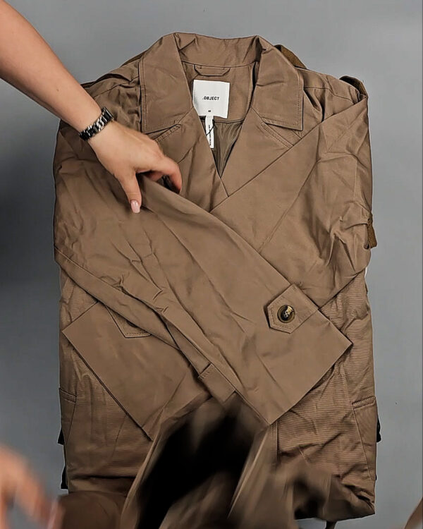 Фотография  395 - Ветровки Bestseller 045#10 кг, ЛОТ СТ-9407 оптом в Йошкар-Оле и республике Марий Эл