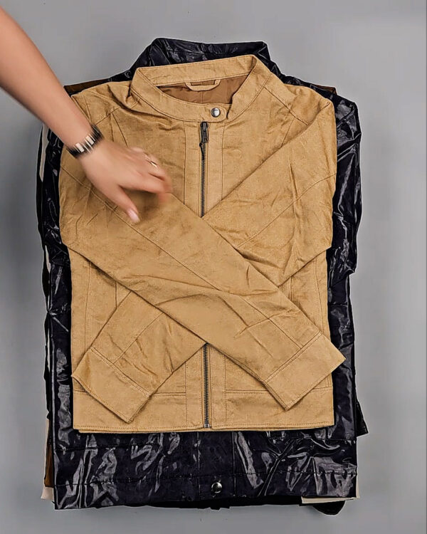 Фотография  642 - Ветровки Bestseller+DK 035#10 кг, ЛОТ СТ-9396 оптом в Йошкар-Оле и республике Марий Эл