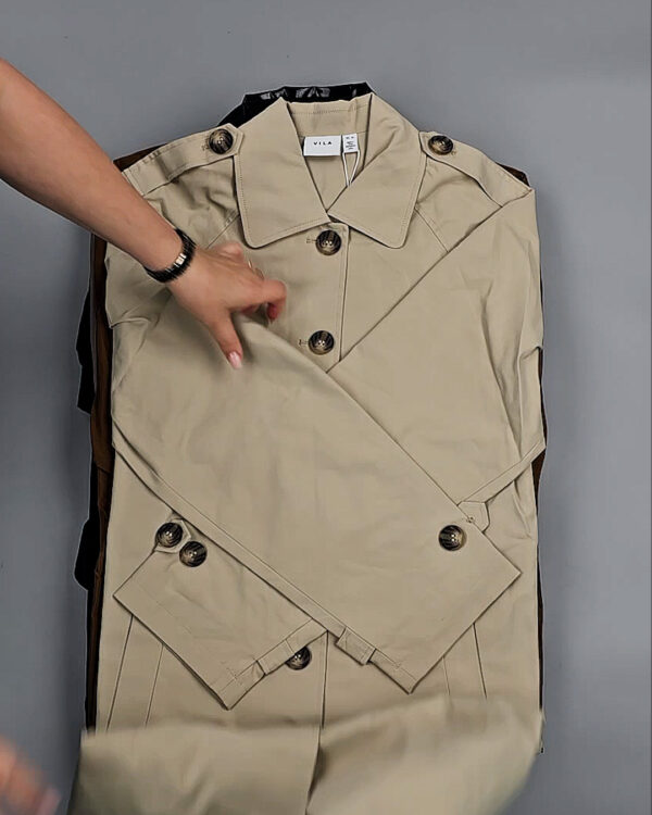 Фотография  437 - Ветровки Bestseller+DK 035#10 кг, ЛОТ СТ-9399 оптом в Йошкар-Оле и республике Марий Эл