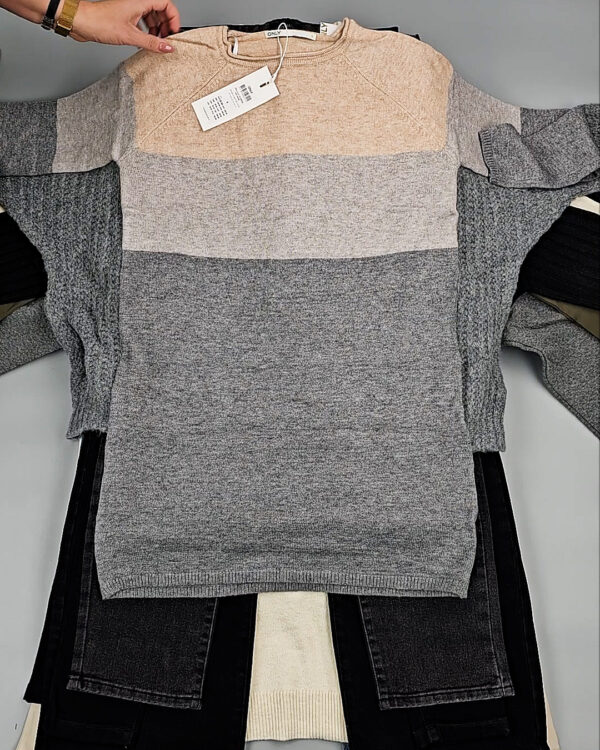 Фотография  826 - Bestseller Winter mix 104#15 кг, ЛОТ № СТ-9526 оптом в Йошкар-Оле и республике Марий Эл