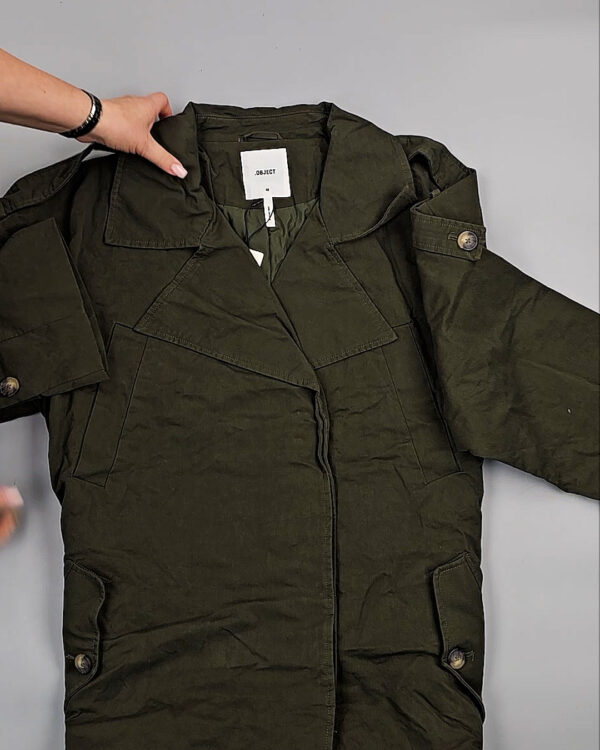 Фотография  741 - Ветровки Bestseller+DK 035#10 кг, ЛОТ СТ-9396 оптом в Йошкар-Оле и республике Марий Эл