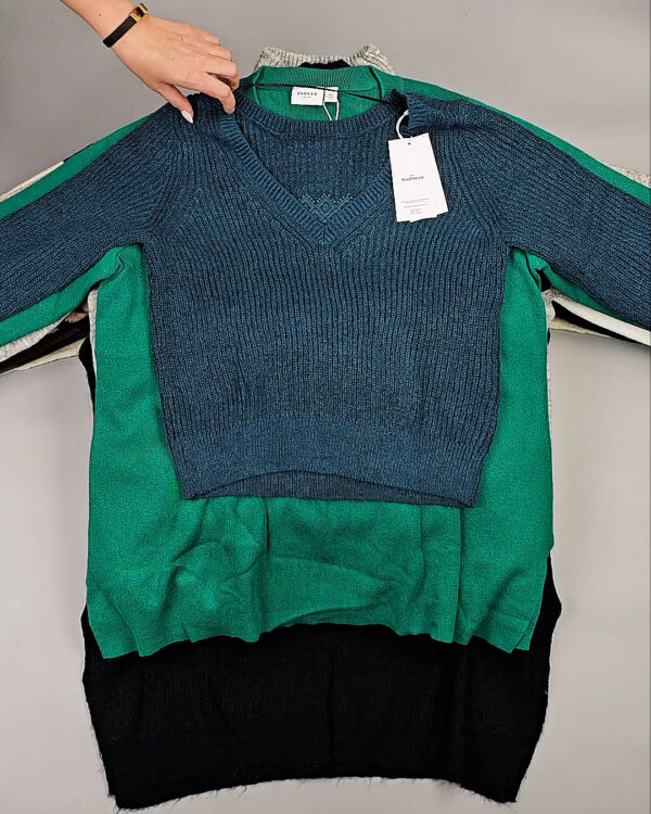 Фотография  220 - Джемпера VILA W 104#7 кг, ЛОТ СТ-9995 оптом в Йошкар-Оле и республике Марий Эл