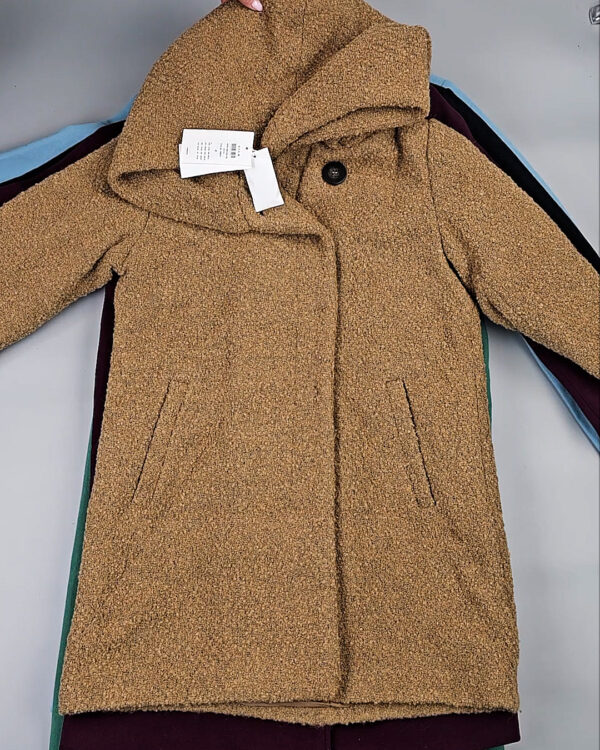 Фотография  320 - Пальто Bestseller 045#10 кг, ЛОТ СТ-9843 оптом в Йошкар-Оле и республике Марий Эл