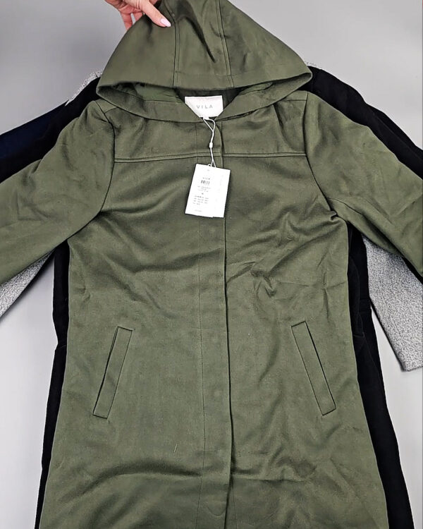 Фотография  614 - Пальто Bestseller 104#15,2 кг, ЛОТ СТ-9842 оптом в Йошкар-Оле и республике Марий Эл