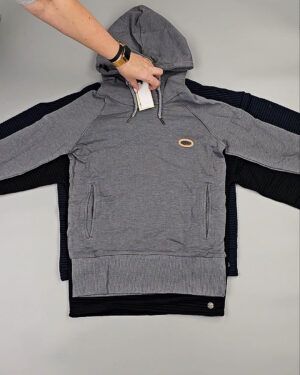 Фотография  555 - Толстовки Bestseller+DK 035#7 кг, ЛОТ СТ-9840 оптом в Йошкар-Оле и республике Марий Эл