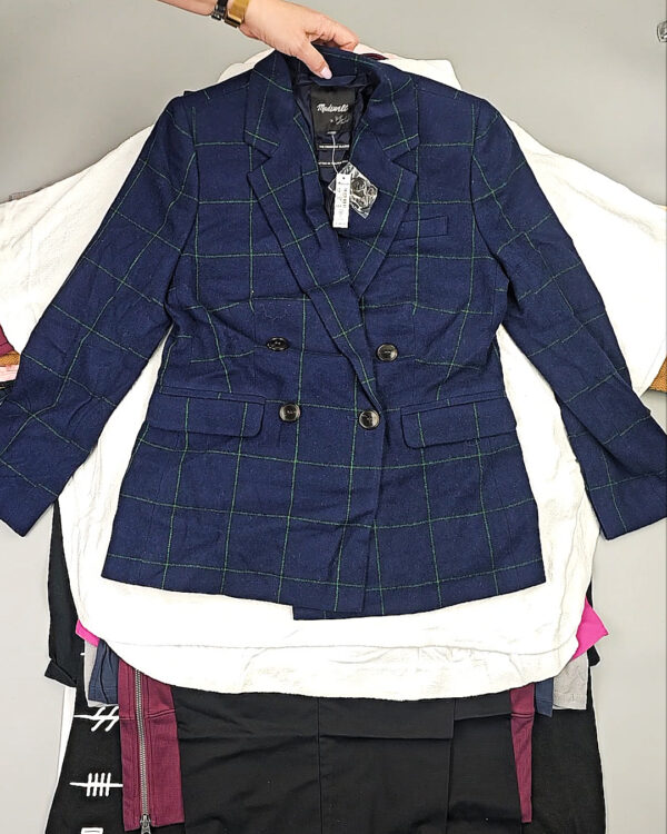 Фотография  410 - CANADA  Winter mix 64#15 кг, ЛОТ СТ-9807 оптом в Йошкар-Оле и республике Марий Эл