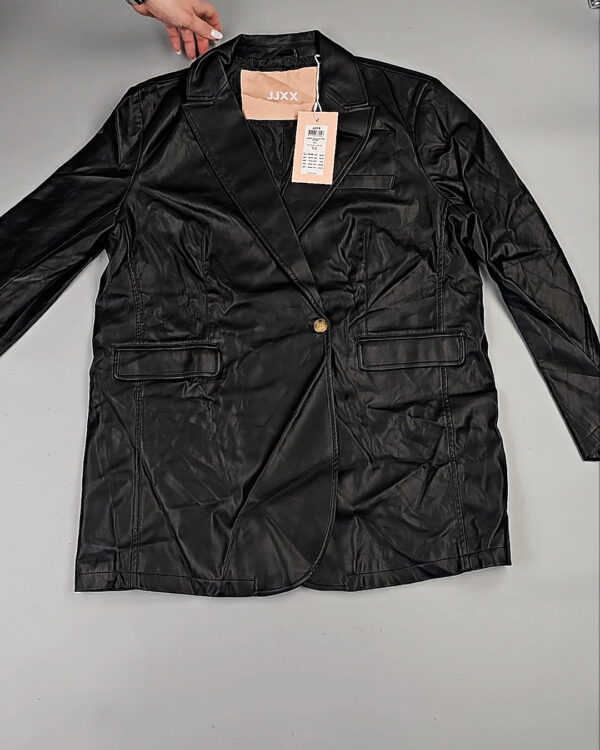 Фотография  783 - JACK JONES Women Winter mix 075 #15 кг, ЛОТ СТ-9961 оптом в Йошкар-Оле и республике Марий Эл