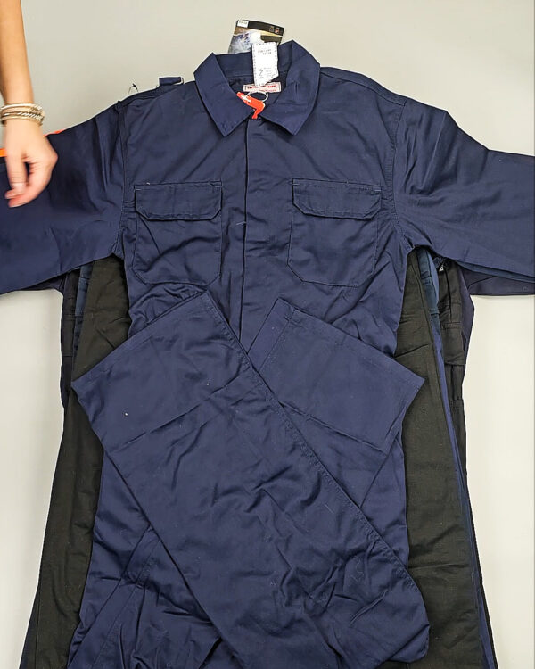 Фотография  823 - Рабочая одежда mix БМ#25 кг, ЛОТ СХ-0267 оптом в Йошкар-Оле и республике Марий Эл