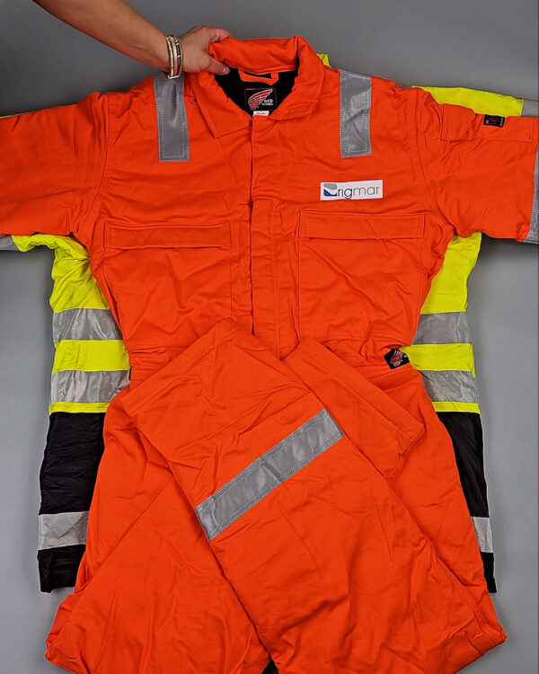 Фотография  408 - Рабочая одежда mix БМ#25 кг, ЛОТ СХ-0266 оптом в Йошкар-Оле и республике Марий Эл